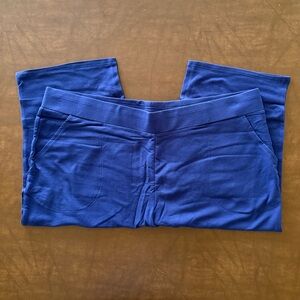 Belle by Kim Gravel Women’s Blue Pull On Capris w/pockets, Size XLP